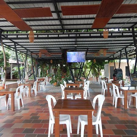 Hotel Campestre Las Palmas Sas Villavicencio Exterior photo